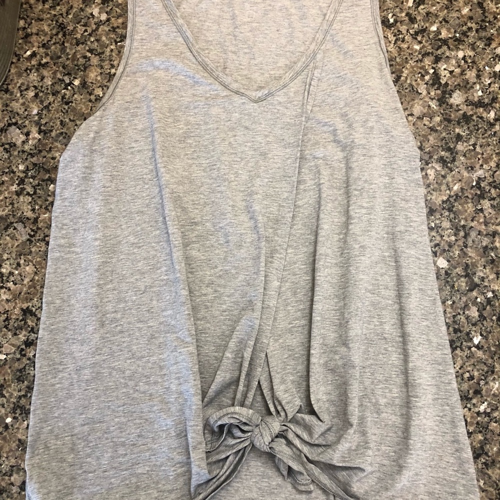 Lululemon knot a problem tank